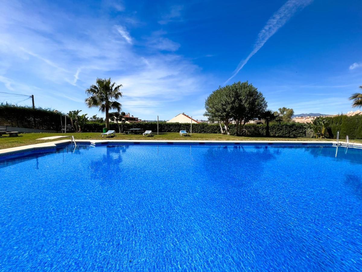 Apartamento A 900 M De La Playa Y Con Vistas Al Mar En Fuengirola Esterno foto