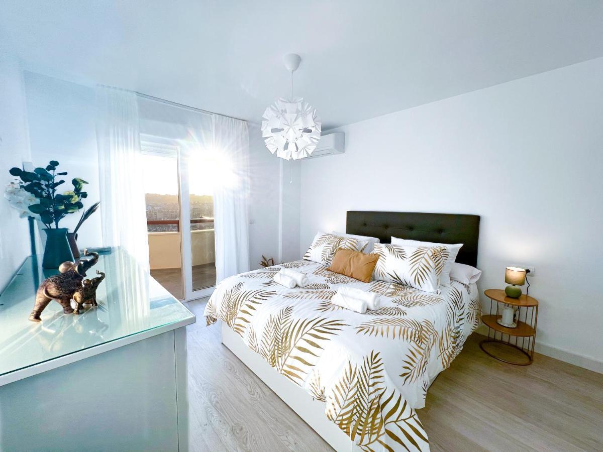 Apartamento A 900 M De La Playa Y Con Vistas Al Mar En Fuengirola Esterno foto