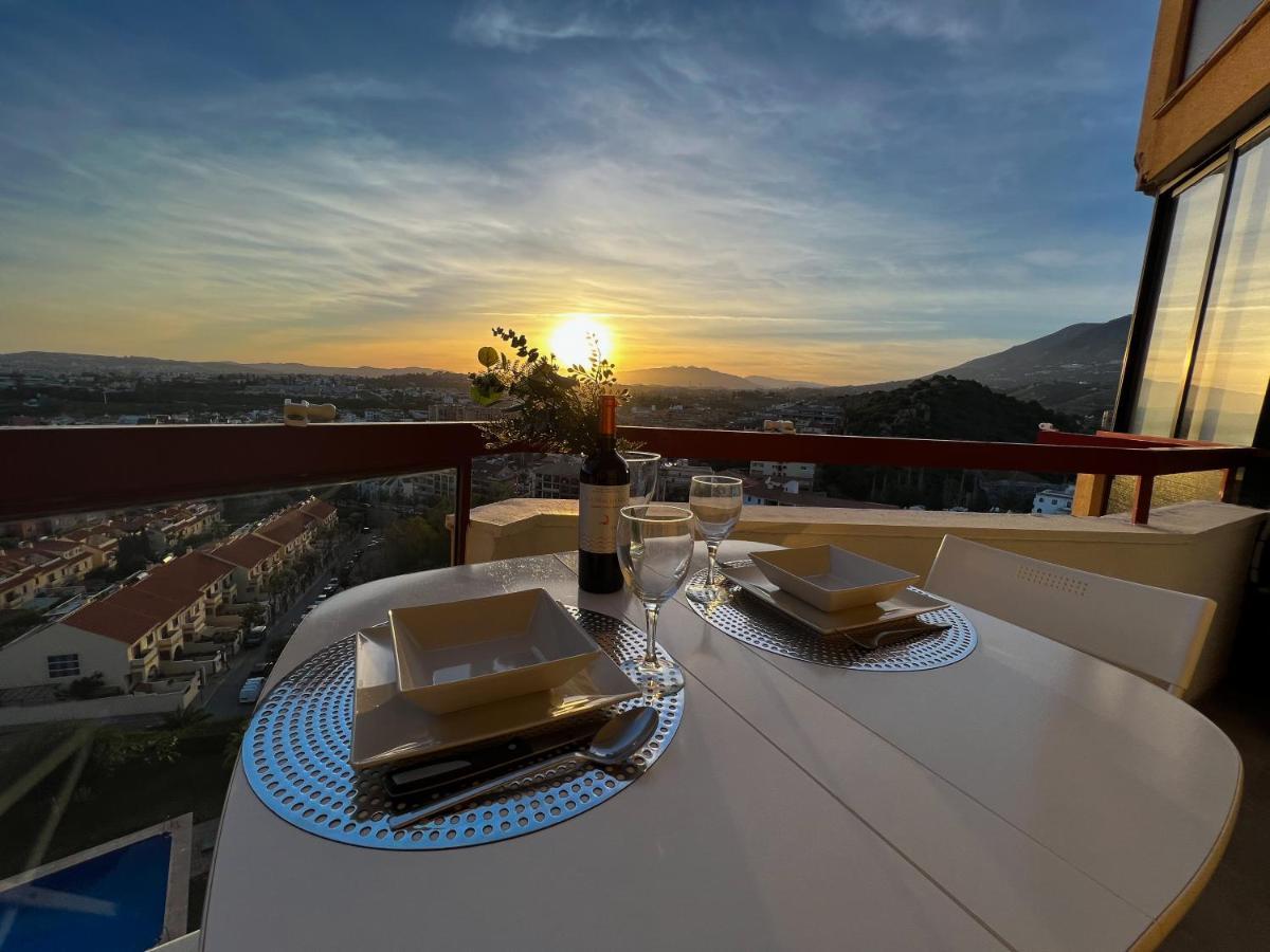 Apartamento A 900 M De La Playa Y Con Vistas Al Mar En Fuengirola Esterno foto